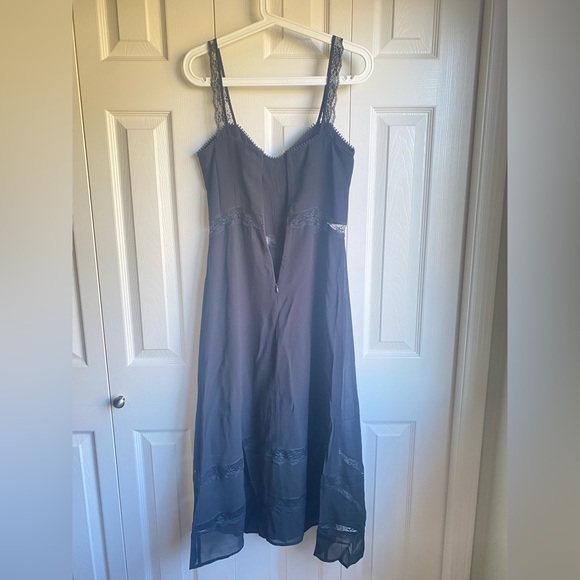 New Reformation Wynton Lace Midi Dress Black Size 4 - Picture 10 of 12